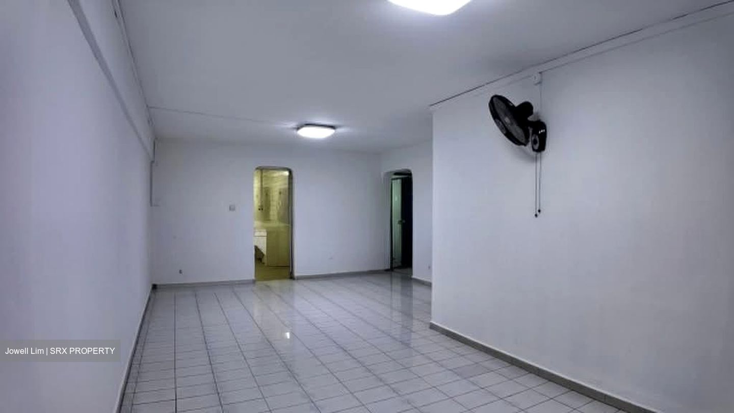 Blk 106 Woodlands Street 13 (Woodlands), HDB 4 Rooms #573373271